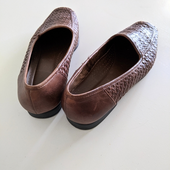 Vintage Woven Leather Loafers - Picture 6 of 7